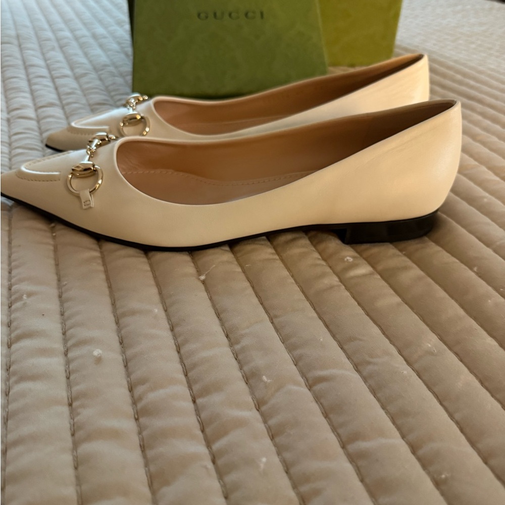 Gucci Women's White Leather Erin ballet flats - Picture 3 of 4